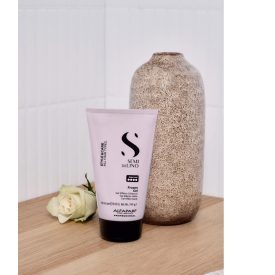   Alfaparf  Style  & Care  Frozen Gel Jeges hatású Hajzselé 150ml